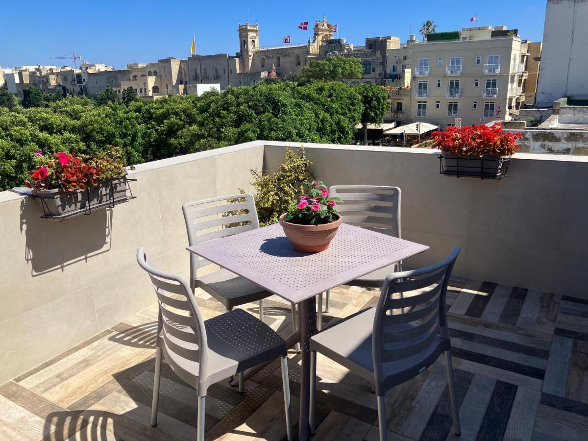 Ferienwohnung Victoria Penthouse Exterior foto